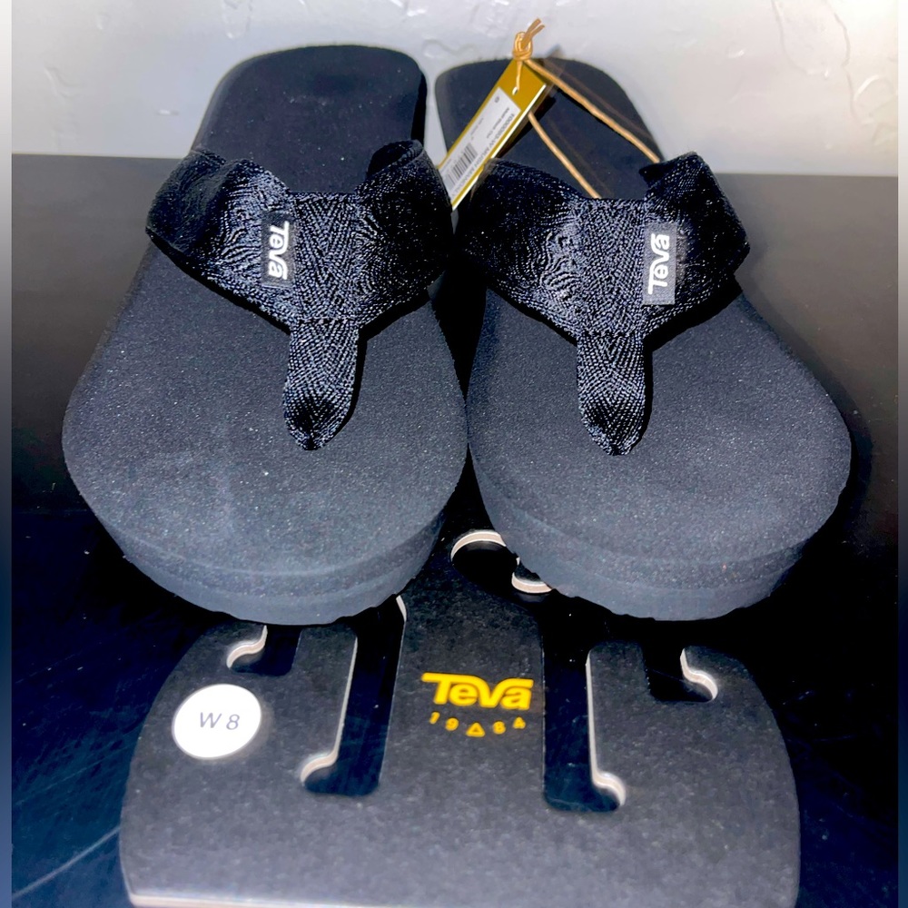 Teva  Black Mush Mandalyn wedge 2 size 8